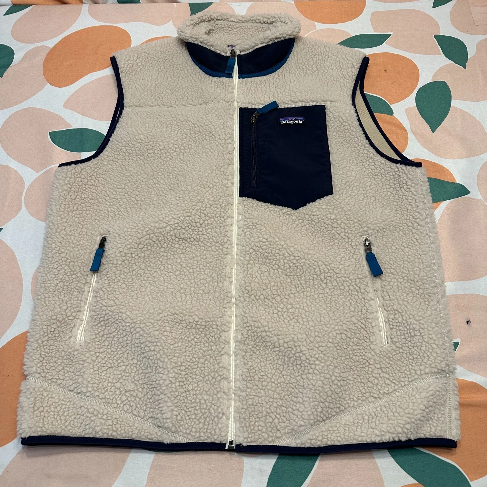 Patagonia Retro-X Deep Pile Vest Men’s XL Extra Large Beige Blue Fleece Outdoor