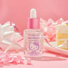The Cr me Shop Hello Kitty Brightening Apple Essence Hydrating Serum   30ml