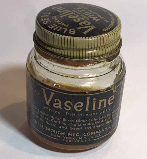 VINTAGE VASELINE PETROLEUM JELLY GLASS JAR 1 3/4 OZ CHEESEBOROUGH NEW