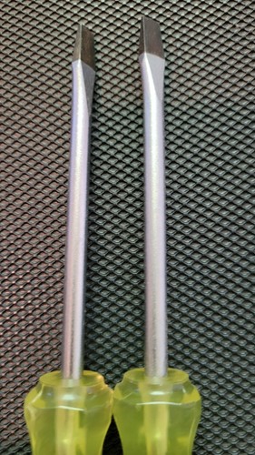 Set of 2 URREA 9604 Slotted SCREWDRIVERS 1/4X4 AMBER - 第 3/3 張圖片