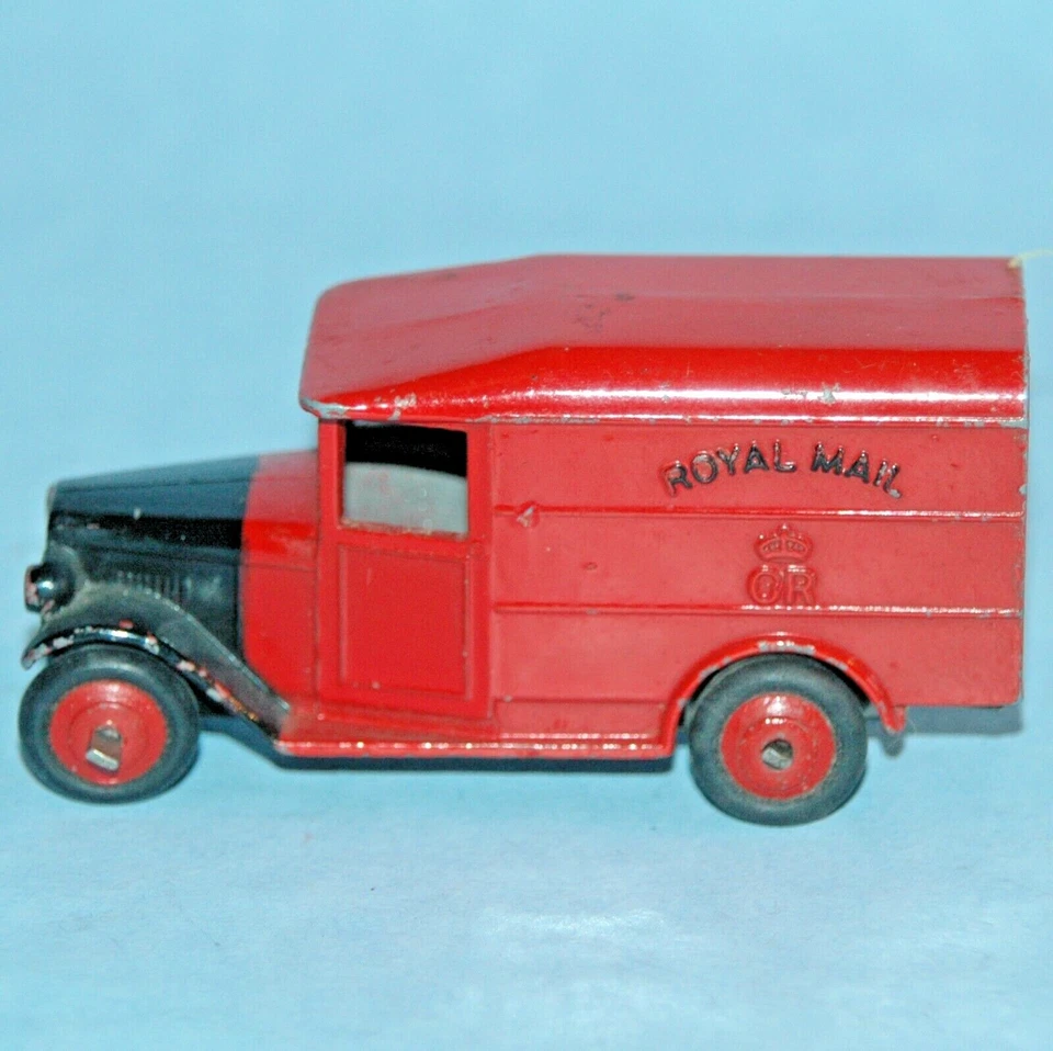 Dinky Toys MECCANO Англия оригинал No34b GR ROYAL MAIL VAN 1952 КРАСНАЯ КРЫША версия - Изображение 2 из 4