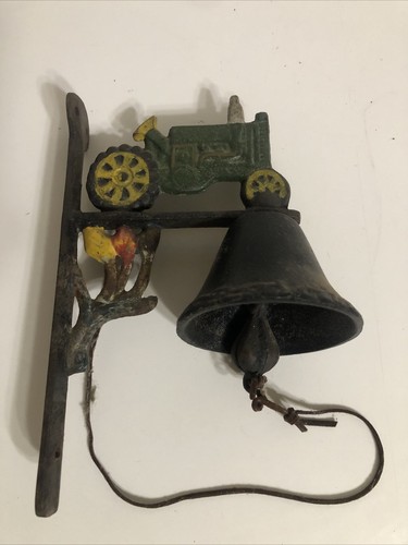 Vintage Cast Iron Porch Wall Mount Outdoor Farm Barn Ranch Tractor Dinner Bell