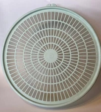 Tupperware Colander Strainer Bowl W/ Mint Flow Through Lid Seal