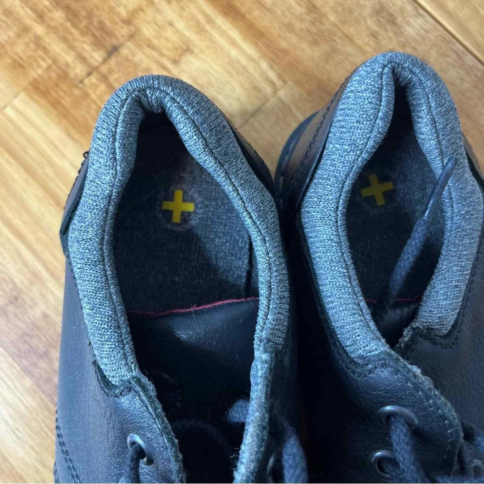 Dr. Martens Black Leather 3 Eye Lace Up Oxford Shoes Size Boys 3 - Image 3 of 4