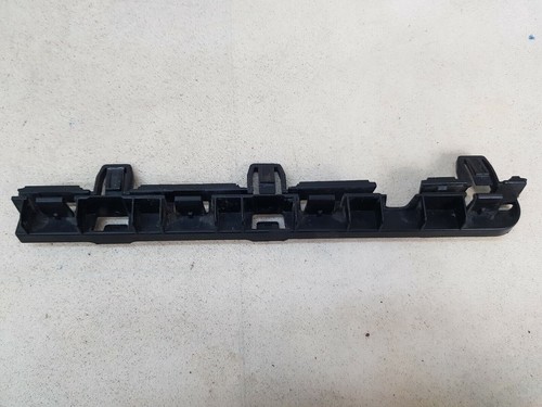 BMW M5 F10 F11 11-16 LIMOUSINE SCHWELLERHALTER VORNE FAHRER RECHTS 7184776