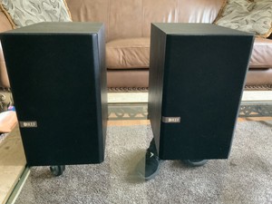 kef q100 stands