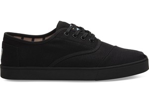 black toms shoes