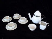 Vintage Big Doll Enamel Ware Picnic Set  Teapot Sugar Creamer 4 cups Saucers