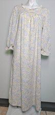 Barbizon Woman s Vintage 80s Full Length Nightgown XL Long Sleeve Pastel Floral