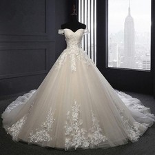 Classic White Wedding Dresses Elegant Lace Appliques Bridal Gowns Sweep Train