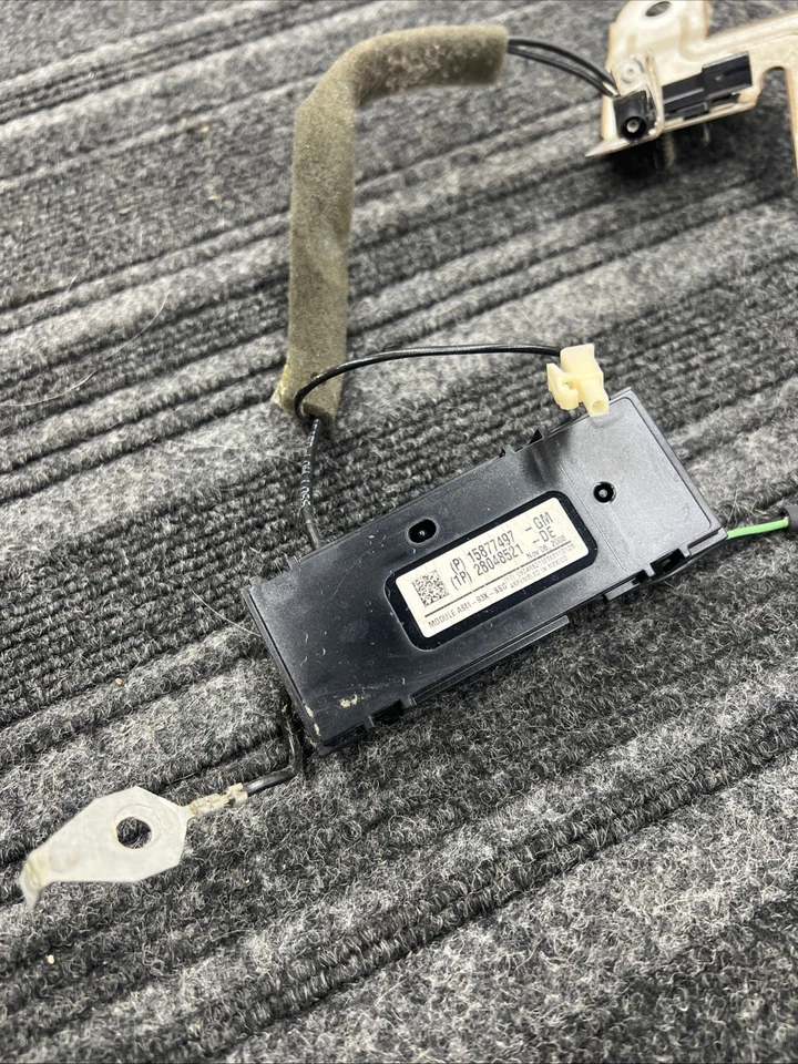 MÓDULO ANTENA CADILLAC ESCALADE ESV 2007 FÁBRICA Foto 4 de 4