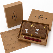 Coach Snoopy Signature Canvas Zip Around Wallet Brown Wristlet Peanuts New
