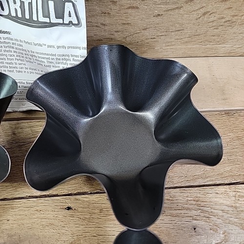 Perfect Tortilla Pan Set 4 Non Stick Pans Baked Not Fried Taco Salad Bowl Shells - Picture 5 of 5