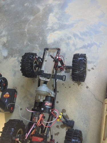 Full Metal Scx 10 Trail Honcho with 2 in one hobbywing motor esc combo pnp - Picture 7 of 8