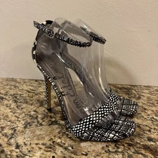 Sam Edelman Size 8.5 Eleanor Black White Polka Dots Textured Stiletto Heels