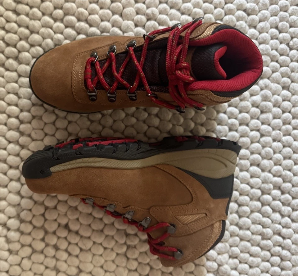 Columbia Newton Ridge Plus Amped Waterproof Women’s 7.5 EU 38.5 Hiking Boots Bro - Image 2 of 4