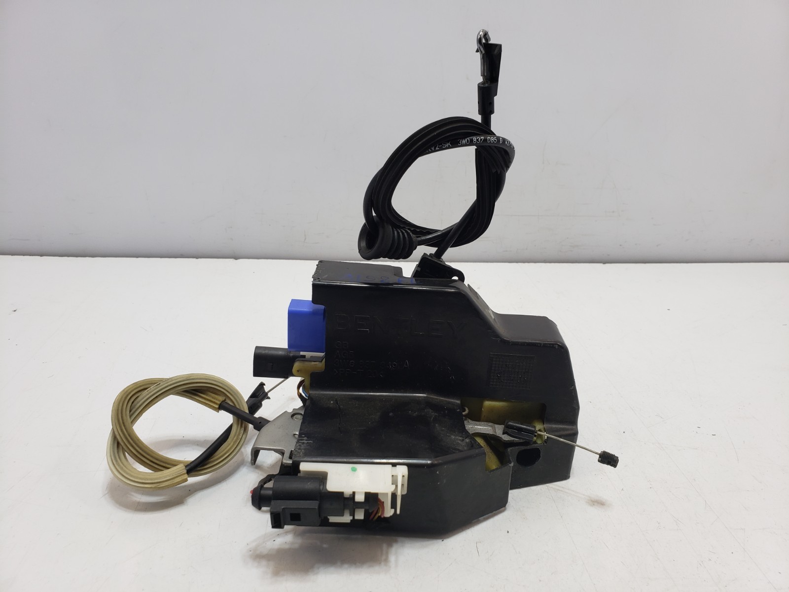 ✅03-12 OEM Bentley Continental GT GTC Front Left Driver Door Lock Latch Actuator
