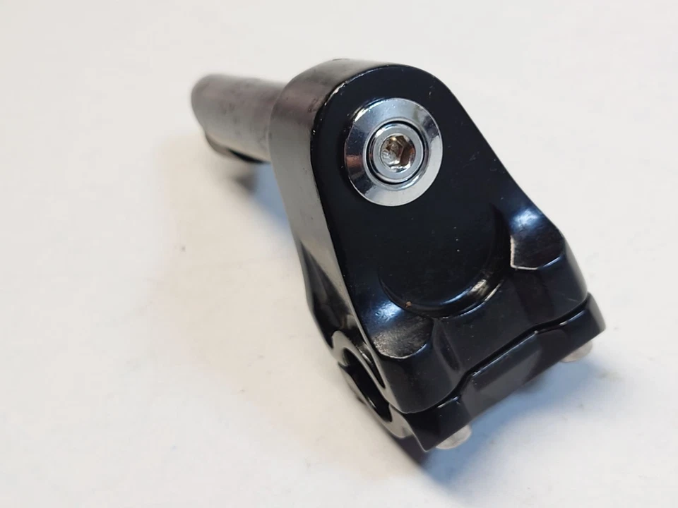 Mongoose Bmx Bicycle Stem - Image 4 of 4