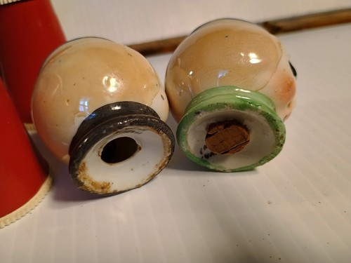 Vintage Lot of Salt & Pepper Shakers. 4 Sets And One Single. - Picture 14 of 19