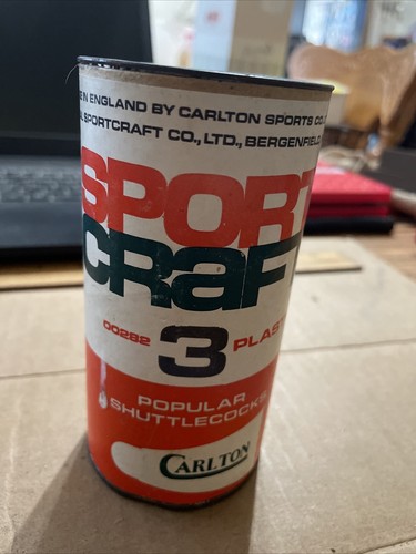 Vintage CAN of 3 CARLTON K Pro Sport SHUTTLECOCKS Badminton BIRDIES England NOS - Picture 2 of 2