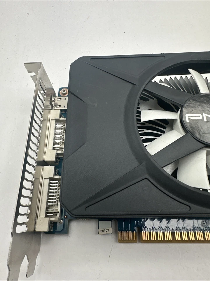 PNY Tech Nvidia GTX 550 Ti GDDR5 1GB PCIe Graphics Card - Image 2 of 4