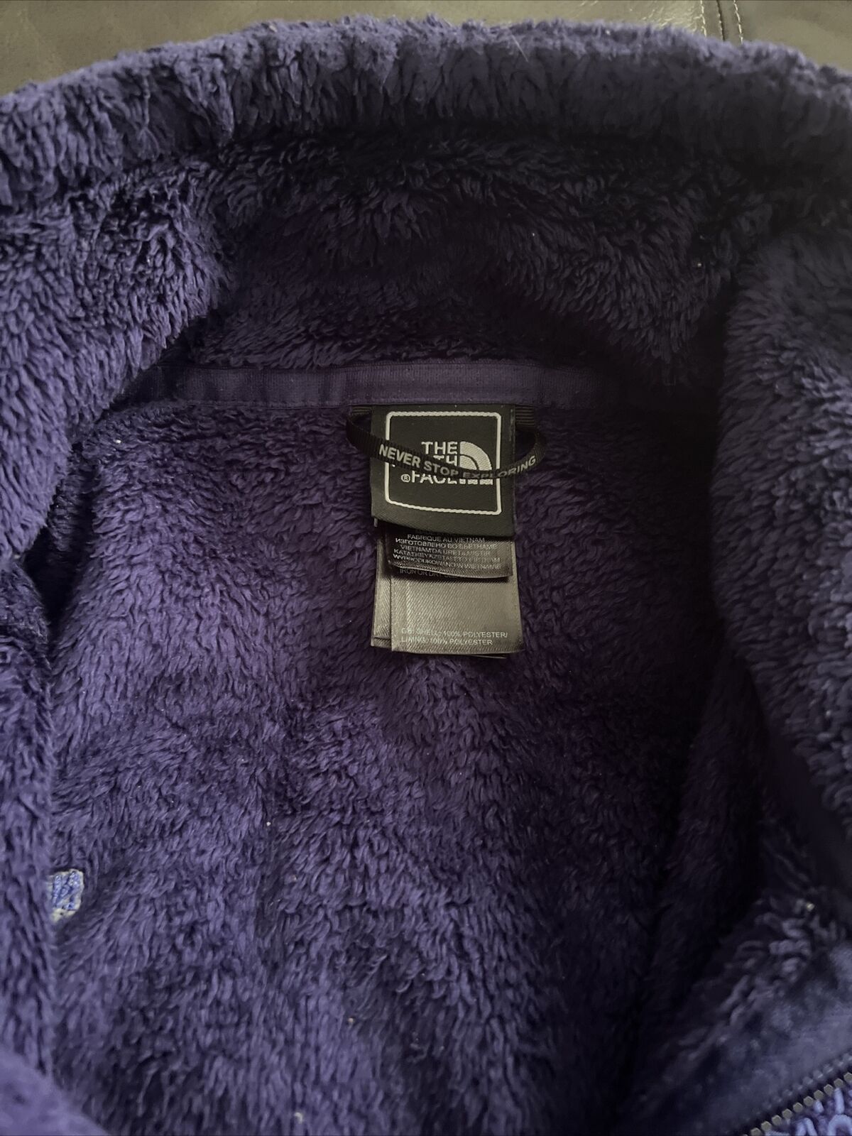The North Face Small Woman Fuzzy Fleece Full Zip … - image 14
