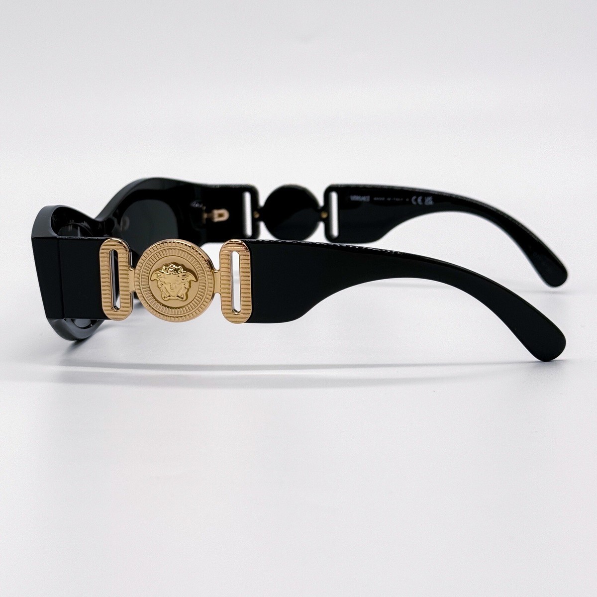 VERSACE オハルフレムサンクラス 0VE4480U GB187 NEW VERSACE VE4480U GB187 BLACK GREY OVAL MOD 4480U GB1/87