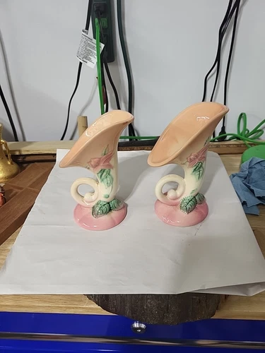 VINTAGE HULL POTTERY CORNUCOPIA VASES "WOODLAND" #W2 5 1/2" GLAZED🌺🌺