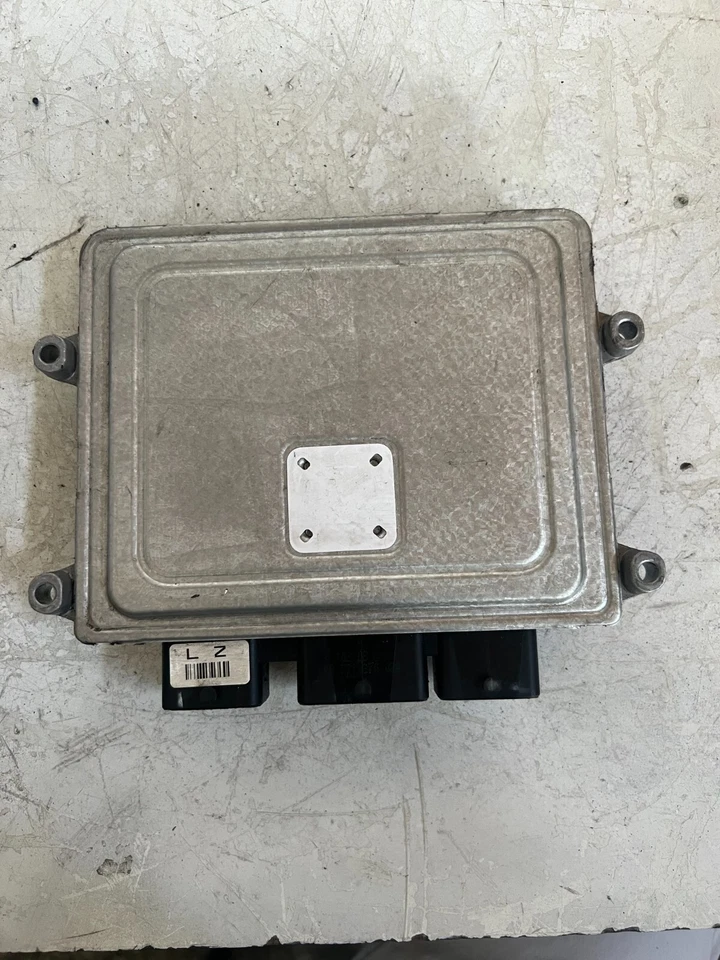 MÓDULO CONTROL MOTOR ECU 39140-25771, 39110-25771 SE ADAPTA A HYUNDAI SONATA 2008-2012 Foto 3 de 4