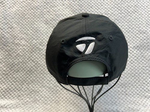 Gorra de golf TaylorMade para hombre negra con tirantes ajustable bordada hinchada - Imagen 4 de 8