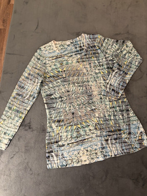 Tolles Shirt langarm außergewöhnlicher Druck v. Liberty Gr.L 42/44 Top Zustand
