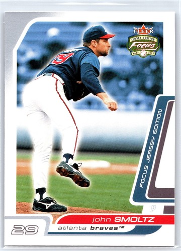 2003 Fleer Focus Jersey Edition John Smoltz #118 card