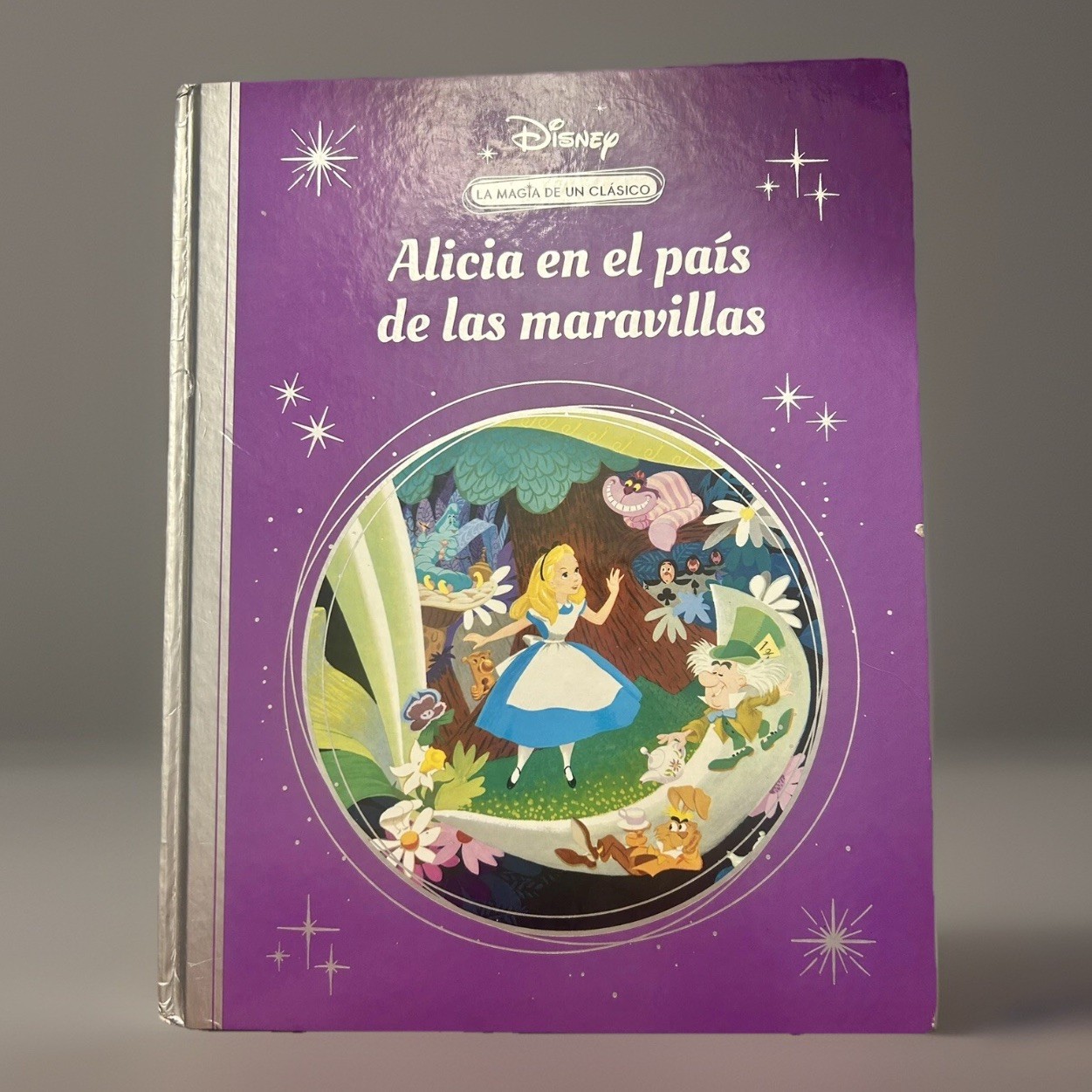 Disney La Magia De Un Classico - Alicia en el país de las maravillas