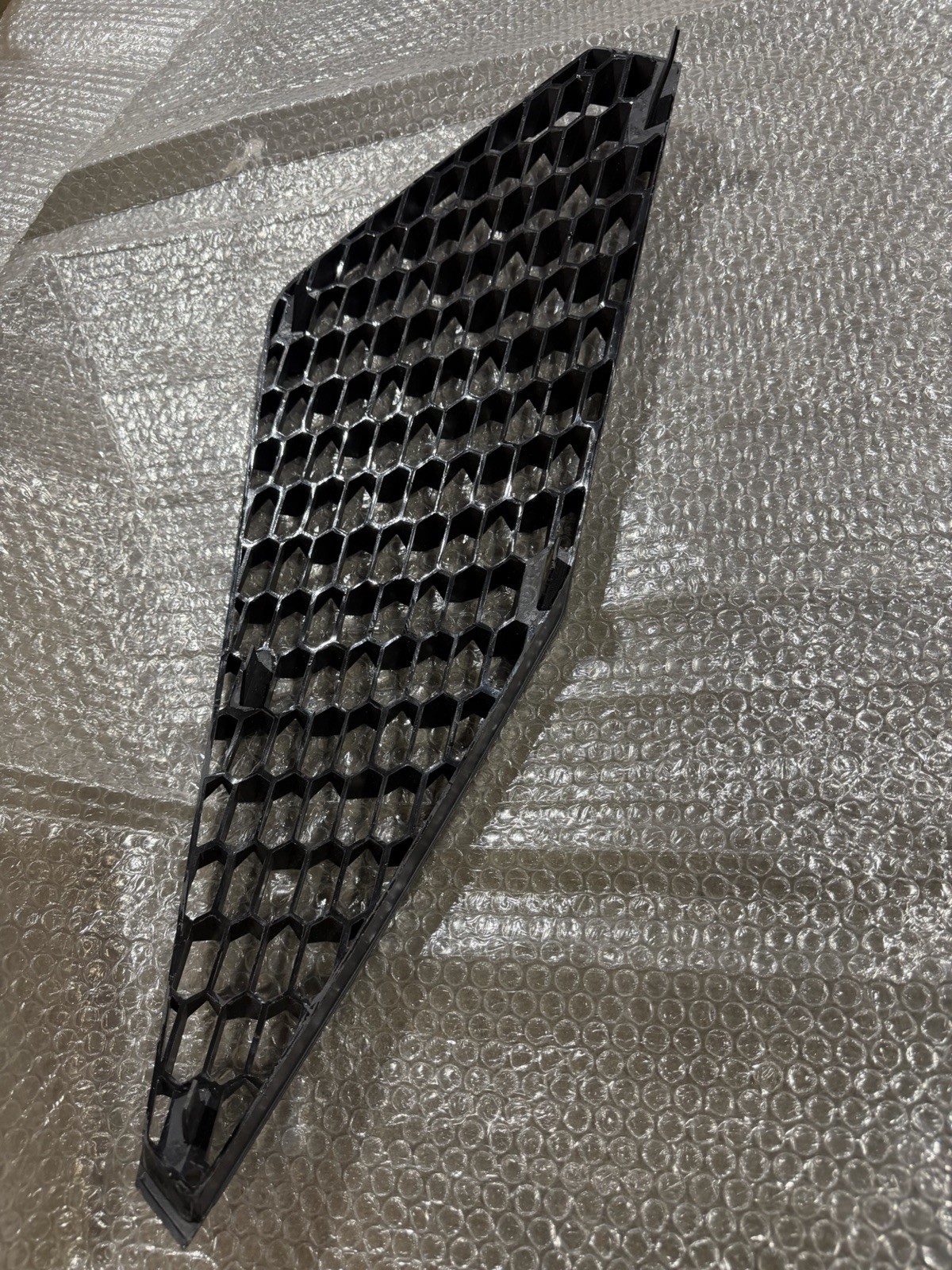 Lamborghini Huracan Front Bumper Lower Grille Grid Right Side 4T0807682A