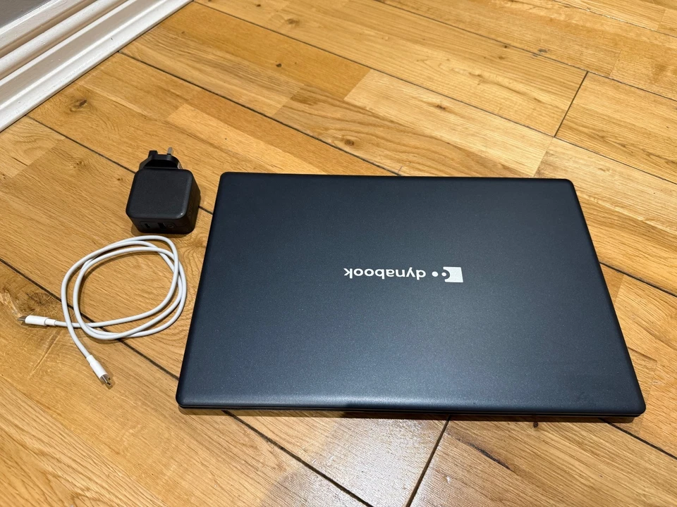 Dynabook Satellite Pro C50-E-10D (i3 8th Gen, 8GB, 256GB, 15.6", Window 11 Home) - Image 2 of 4