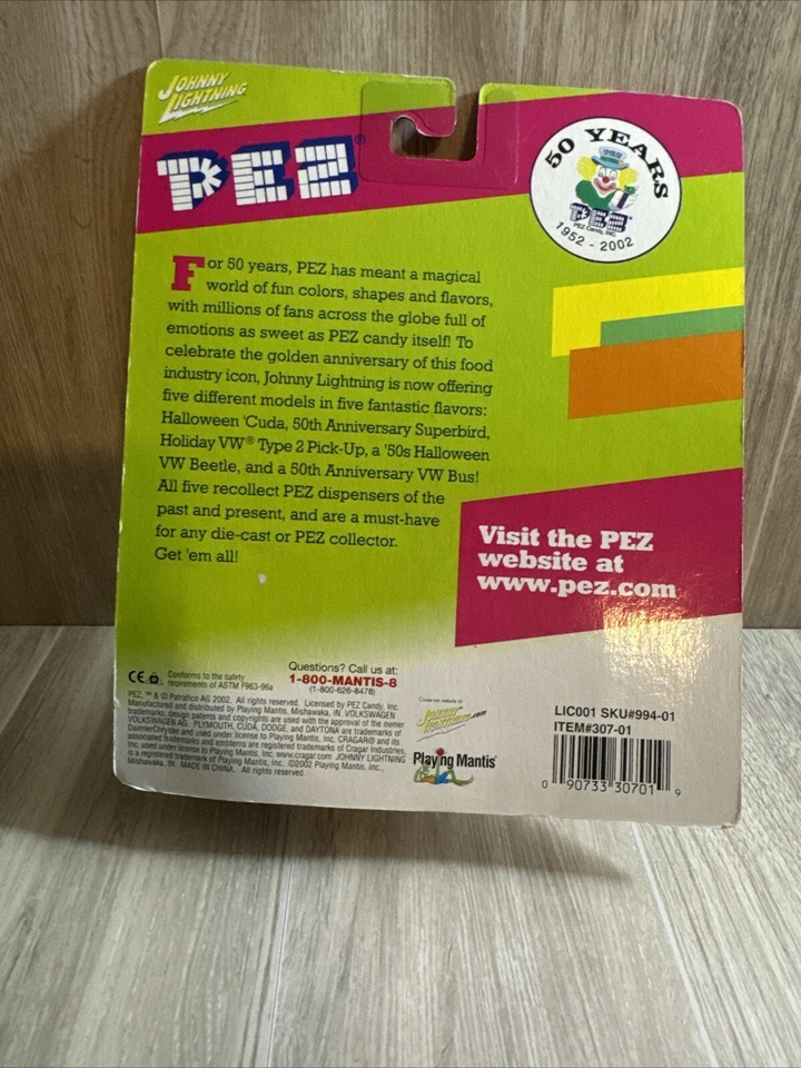 Грузовик Johnny Lightning PEZ 50th Anniversary VW - Изображение 4 из 4