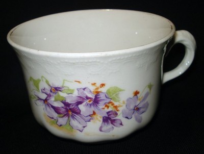 Vintage Ceramic Porcelain Purple Violet Flower Gold Trim Handled Cup for Saucer