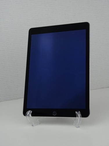 Apple iPad Air 2nd Gen 9.7" A1566 64GB Wi-Fi - Space Gray READ NO POWER - Picture 1 of 15