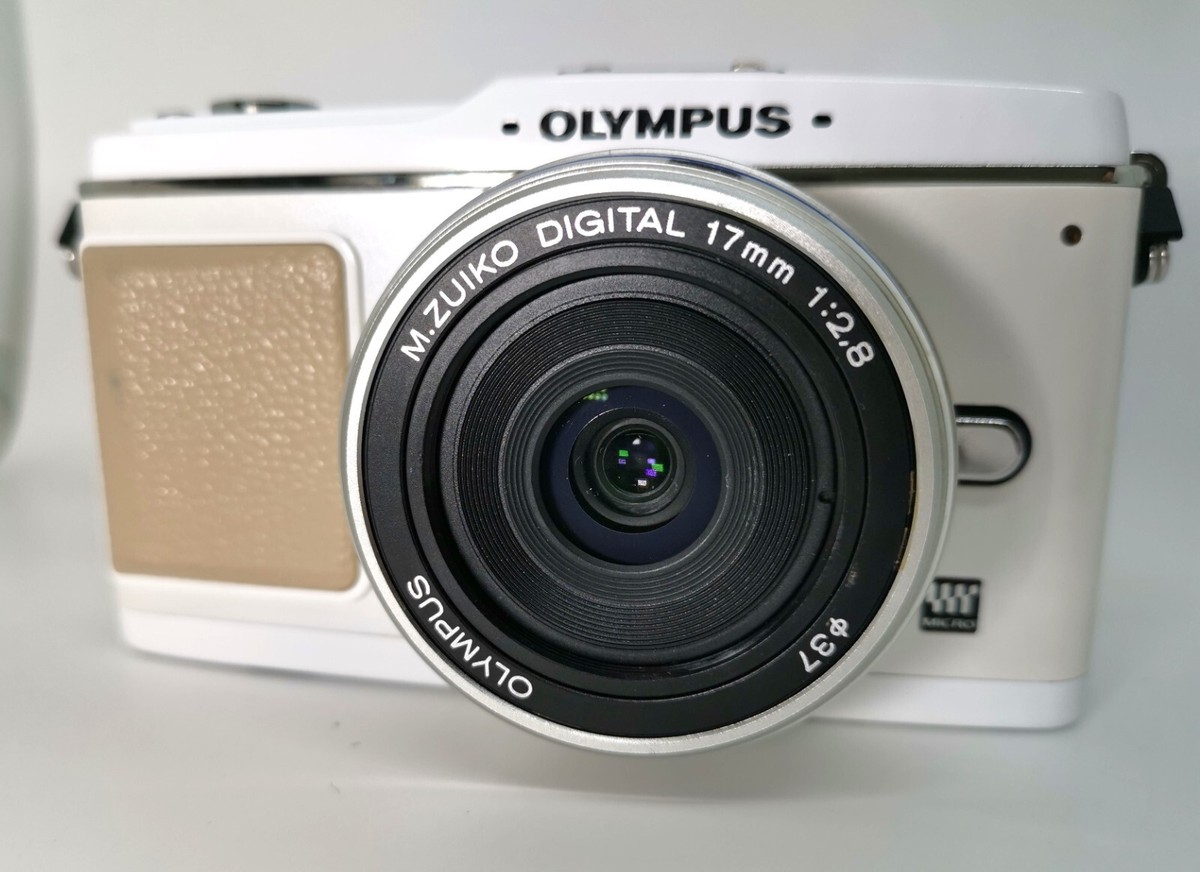 Olympus Pen E-P1 Body White / M.Zuiko Digital 17Mm F2.8 Olympus Pen E-P1 Body White / M.Zuiko Digital 17Mm F2.8
