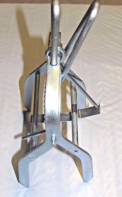 FPS 2405 galvanized Steel Mole Eliminator Trap (2-Pack), New, Free Shipping