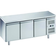 Tavolo Frigo temp.  - 2° / + 8°  Banco Frigorifero 3 Porte GN 1/1 Ventilato