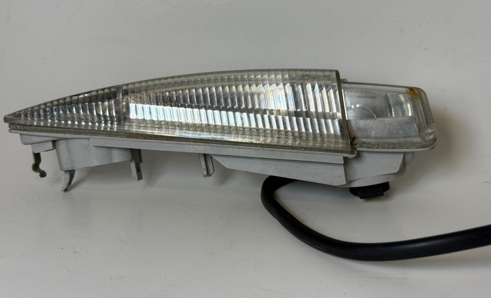 06-10 BENTLEY CONTINENTAL REAR BUMPER LOWER BACKUP LIGHT LAMP 3W0941071 OEM