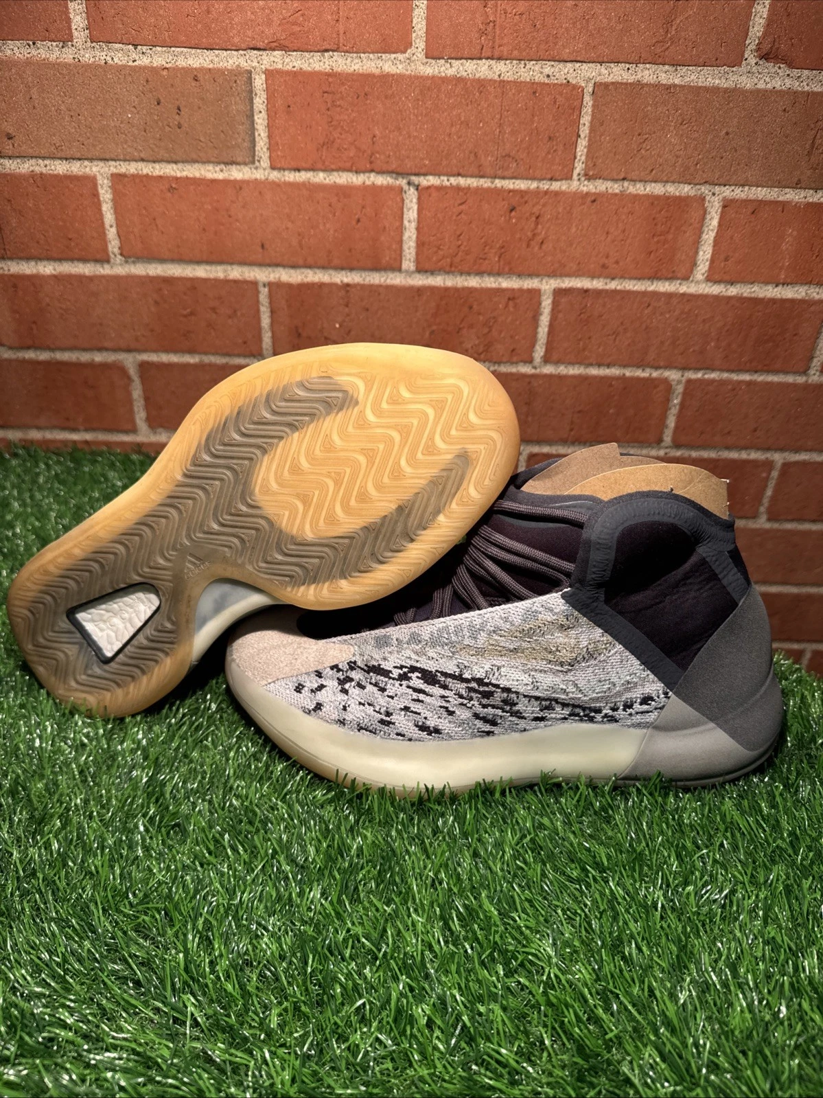 Yeezy QNTM Sea Teal GY7926 Uomo Taglia 7.5 VNDS Og Tutti i Documenti Scatola E Tutto