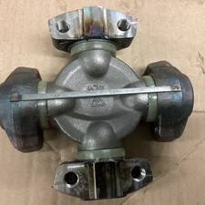 Unbranded U-Joint 570 (LPW65B)