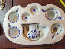 Vintage Miniature DELTON Tea Set In Beautiful Condition.