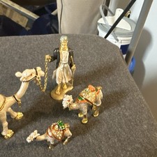 Metal Camel Figurine Set with Handler - Decorative Collectible Camels