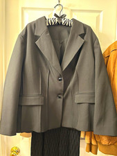 Women  s Black Solid Two-Button Single-Breasted Notch Lapel FittedBlazer Jacket