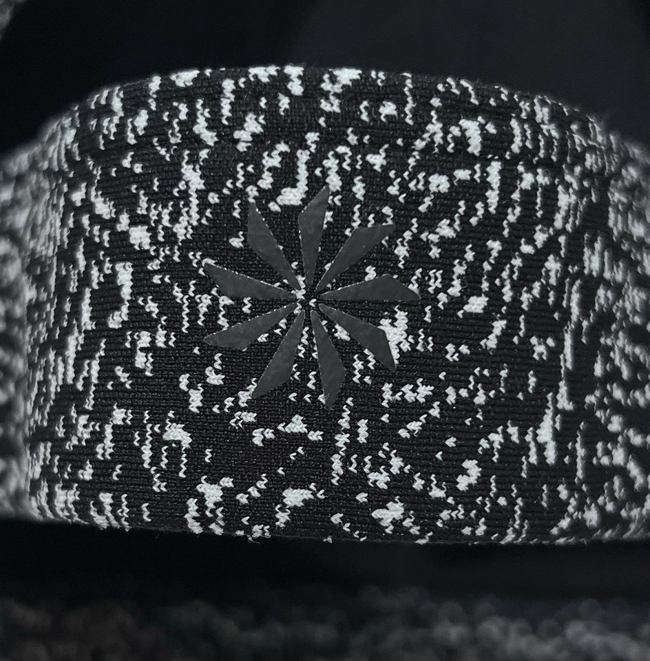 Reggiseno sportivo Athleta Ultimate testurizzato donna S statico nero bianco logo racerback - Immagine 3 di 4