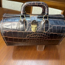 Vintage Mid Century UPJOHN Top Grain Cowhide Leather Doctors Medical Bag W/Key