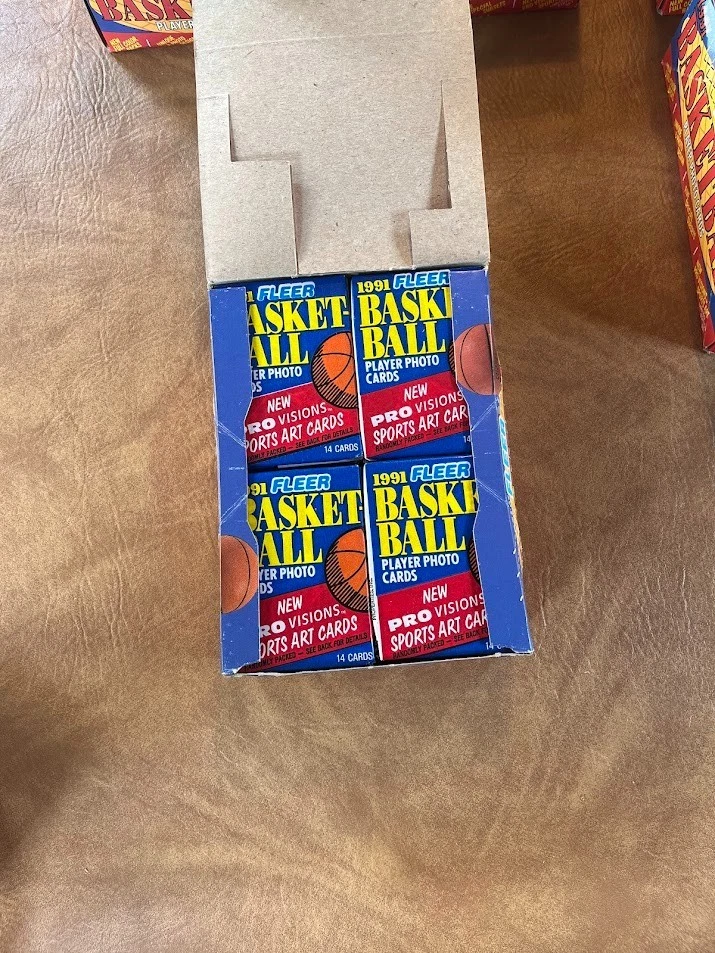 Caja de baloncesto Fleer NBA 1991-92 36 paquetes de cera sellados de fábrica Foto 2 de 4